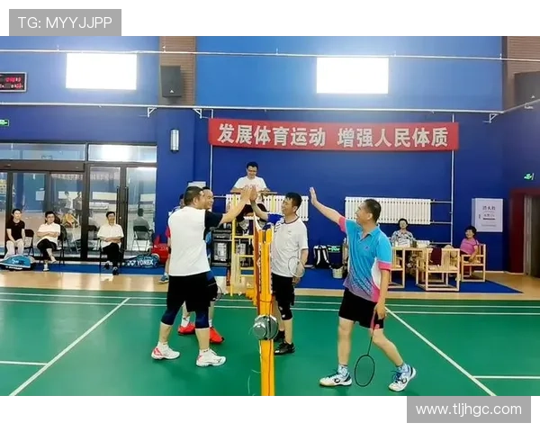 周敏独家揭秘羽毛球技巧与心得分享助你提升竞技水平